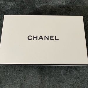 CHANEL BLU